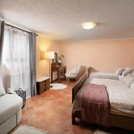 Valter 881 Apartment