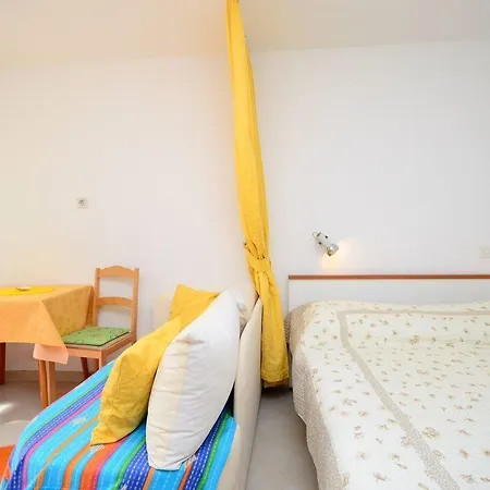 Valter 881 Apartment *