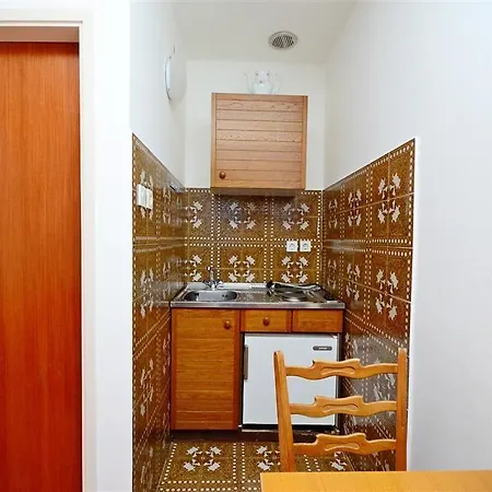 Valter 881 Apartment