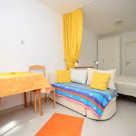 Apartment Valter 881